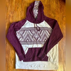 EMPYRE Women’s Hooded Sweatshirt Maroon and Cream, Size L